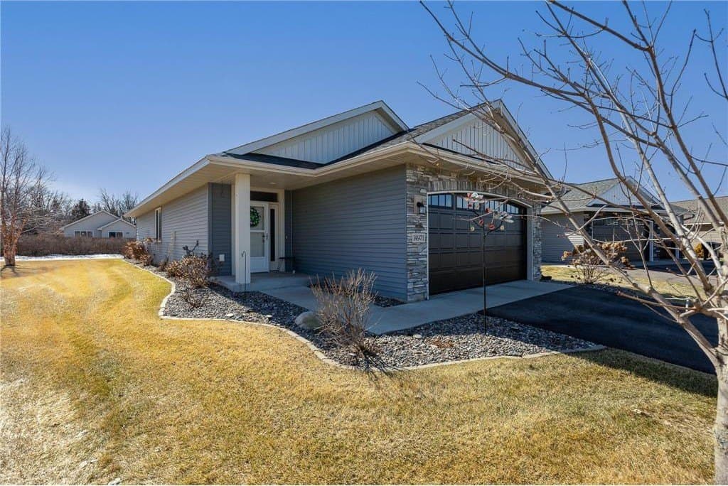 2 bedroom house for sale at 14971 Jade St SE Becker - $329,900