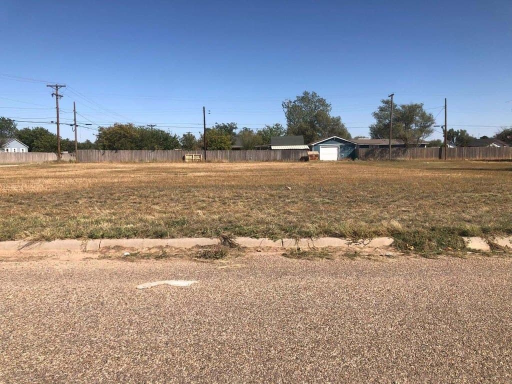 land for sale at 503 S Emerald St Crosbyton - $8,000