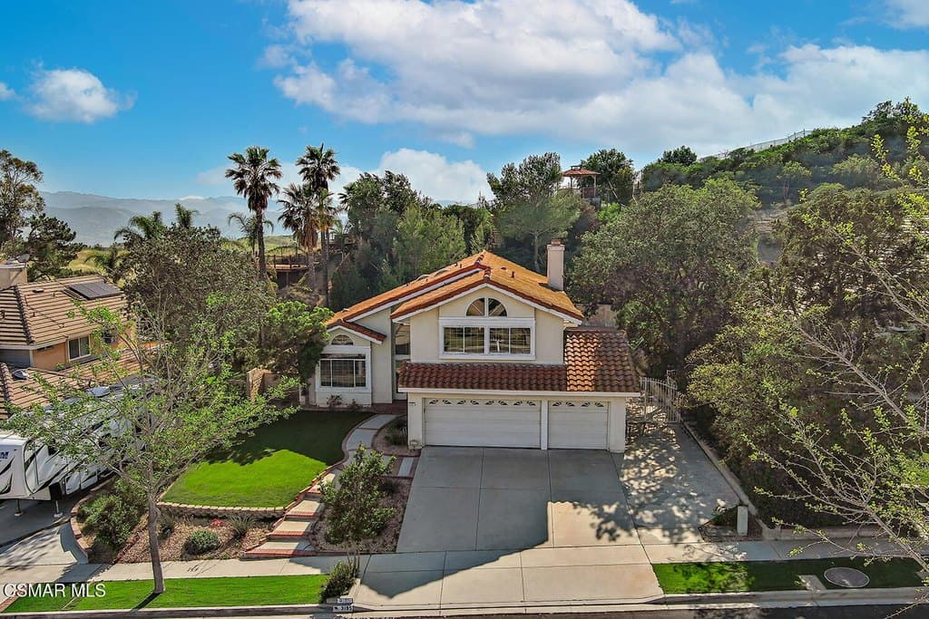 4 bedroom house for sale at 3195 N Geronimo Ave Simi Valley 93063 - $1,169,000
