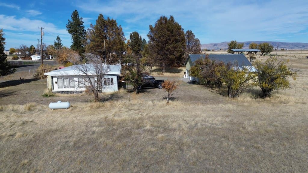 2 bedroom house for sale at 309 Punkin Center Rd Bieber - $175,000