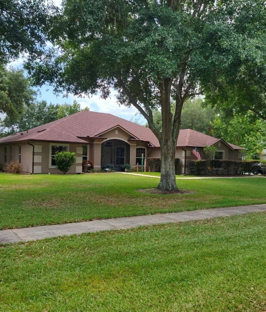 4 bedroom house for sale at Address unavailable Mount Dora 32757 - $710,000