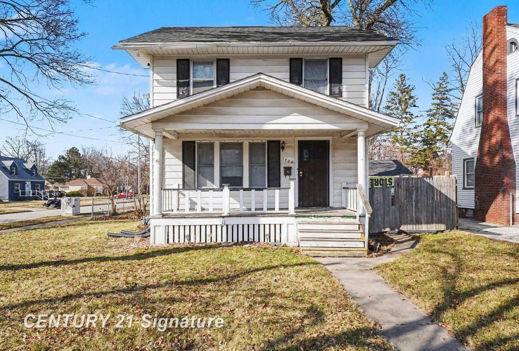 3 bedroom house for sale at 1724 State St Saginaw 48602 - $79,000