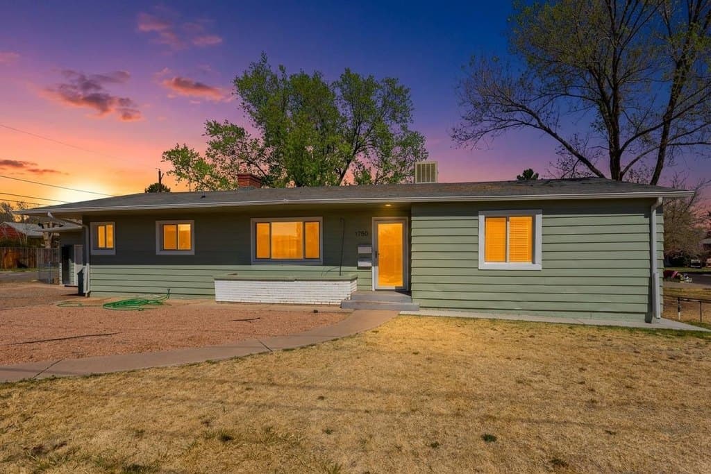 4 bedroom house for sale at 1750 Chipeta Ave Grand Junction 81501 - $449,000