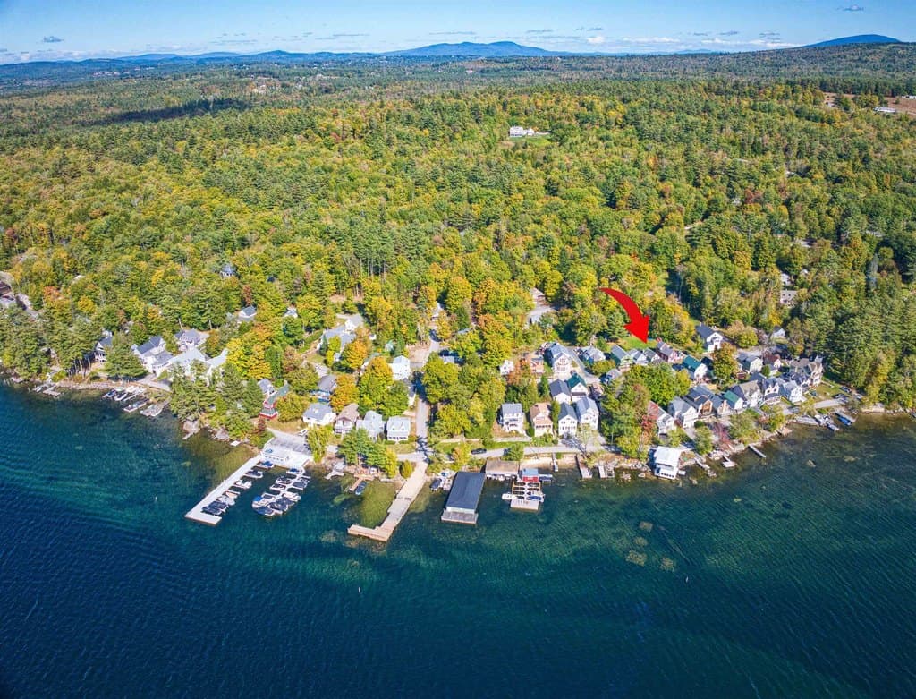 3 bedroom house for sale at 21 Washington St Blodgett Landing - $450,000