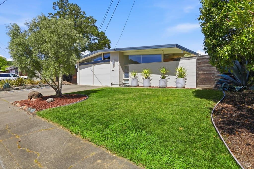 3 bedroom house for sale at 656 Bamboo Ter San Rafael 94903 - $1,299,000