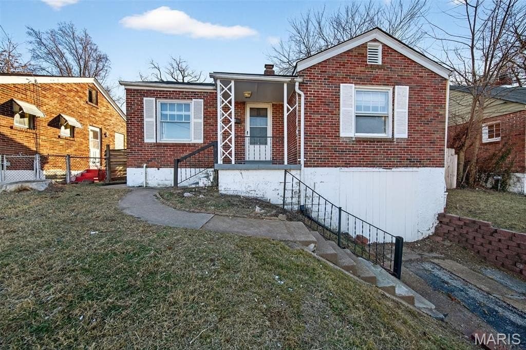 3 bedroom house for sale at 8616 Kendale Dr Bel-Ridge - $85,000