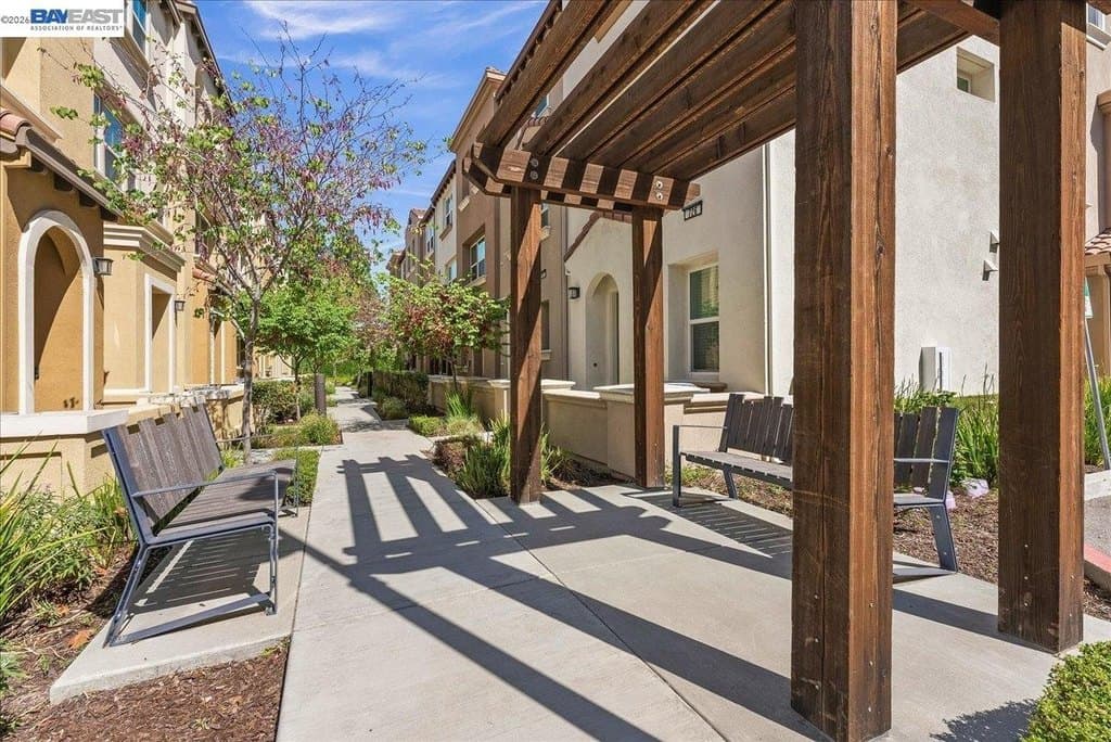 3 bedroom condo for sale at 730 Amalfi Loop Milpitas 95035 - $1,299,500