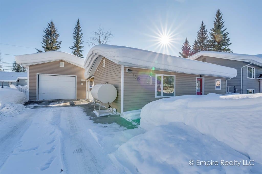 2 bedroom house for sale at 1813 Central Ave Fairbanks 99709 - $249,900