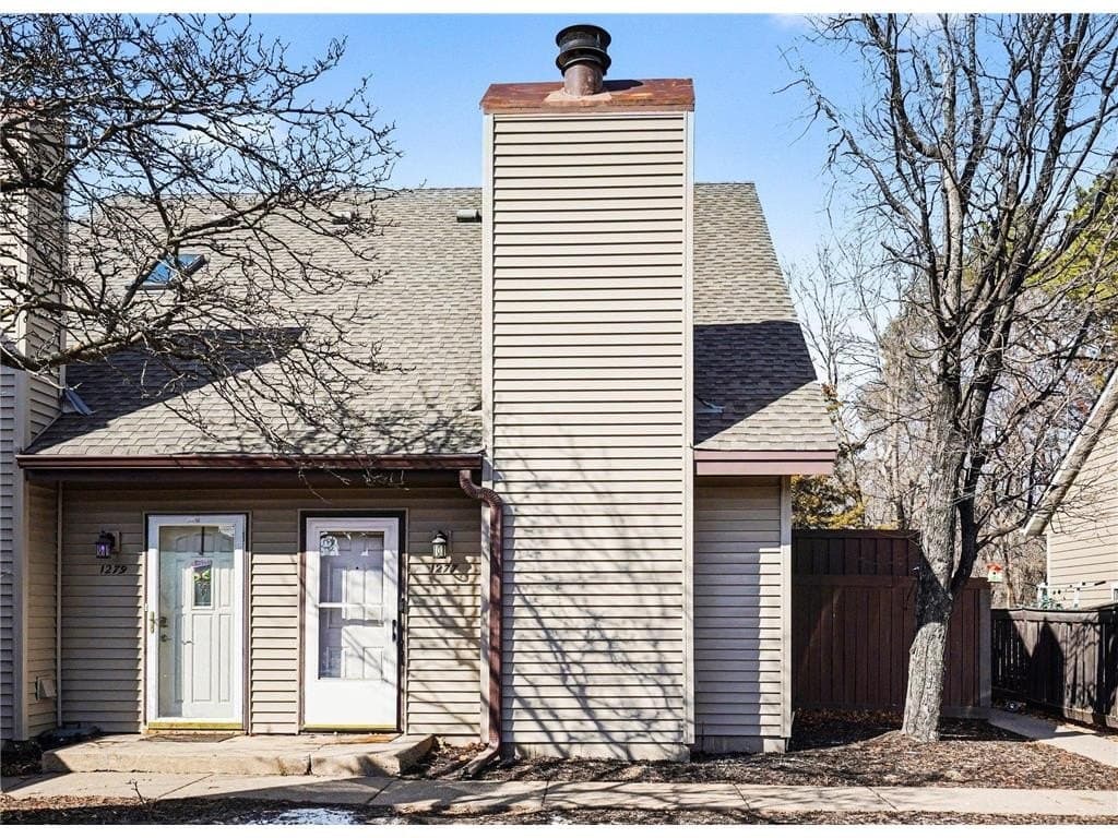 1 bedroom townhouse for sale at 1277 Northdale Blvd NW Coon Rapids 55448 - $135,000