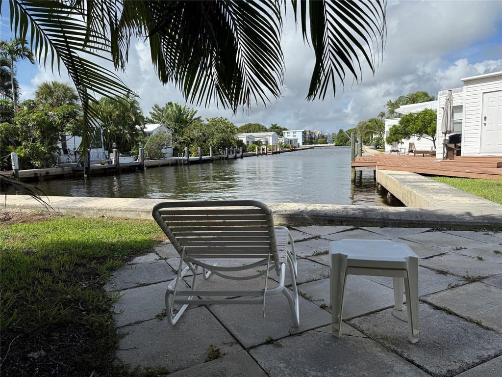 1 bedroom mobile home for sale at 201 Mallard Dr Briny Breezes - $409,000