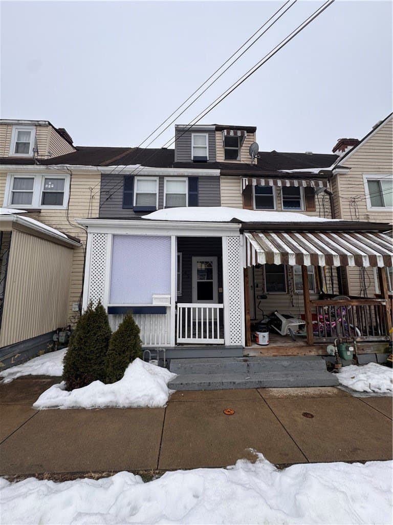2 bedroom townhouse for sale at 45 Riverside Ct Blawnox - $90,000