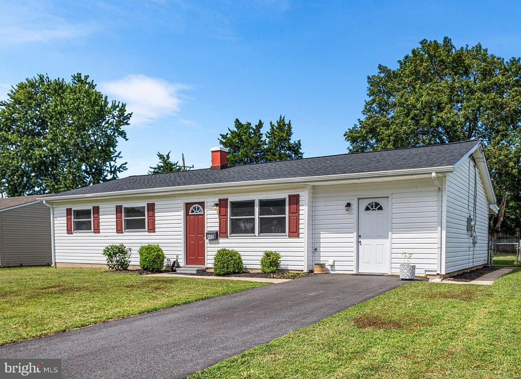 3 bedroom house for sale at 112 Lynch Farm Dr Brookside - $349,900