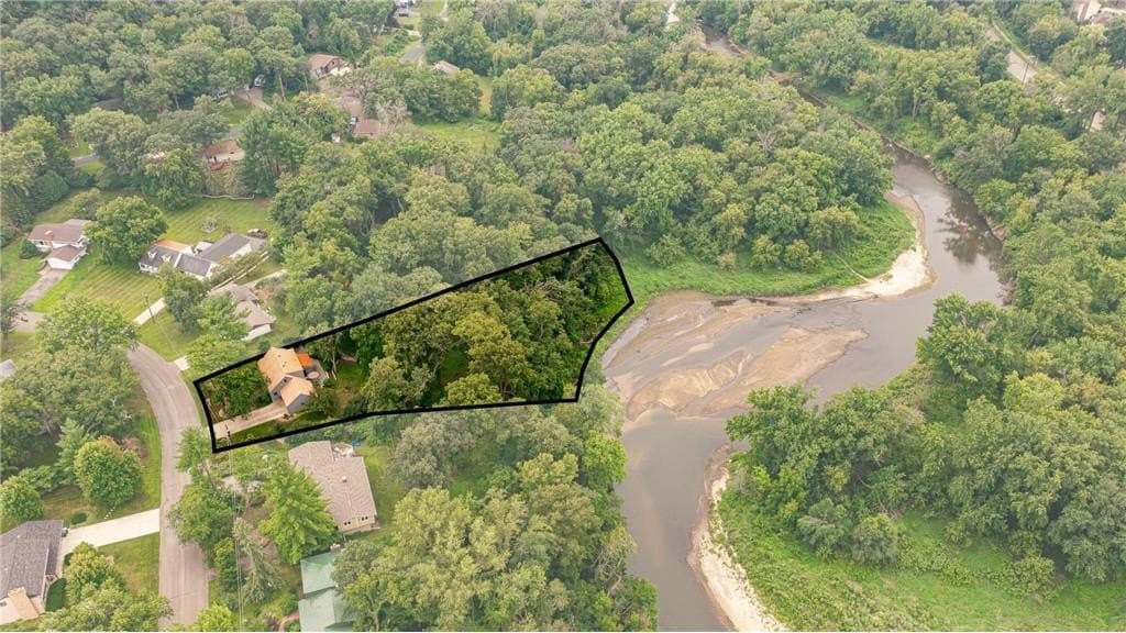 4 bedroom house for sale at 2645 Riverside Ln NE Rochester - $499,900