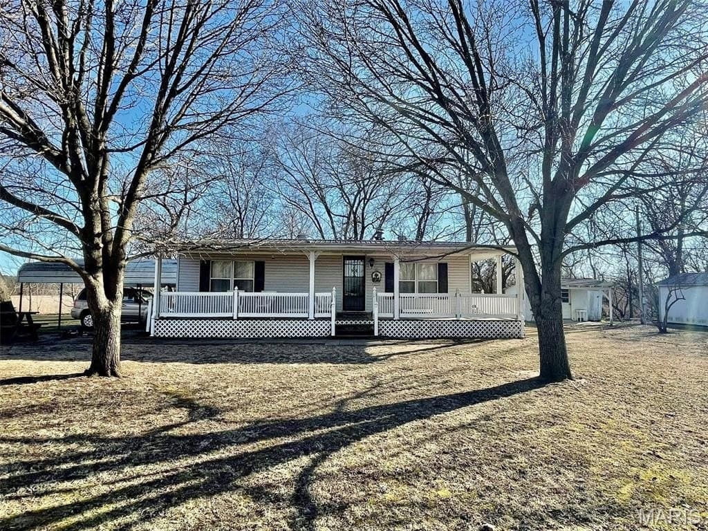 3 bedroom house for sale at 250 County Highway 346 Benton - $125,000