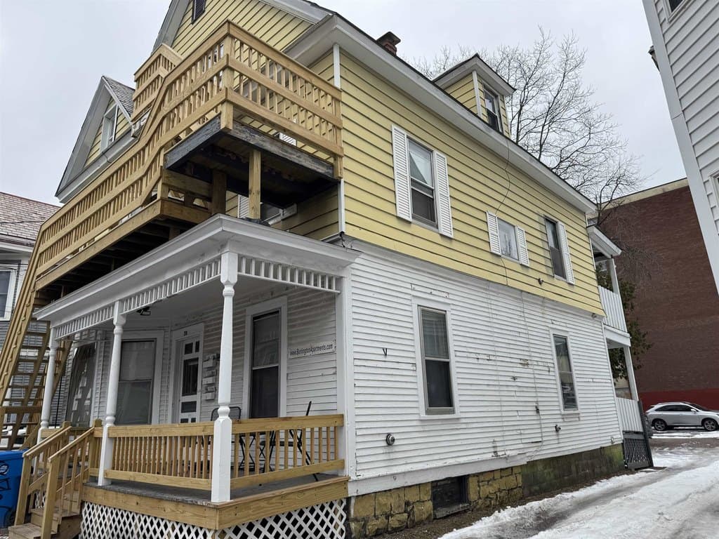 6 bedroom multi-family for sale at 20 Greene St Burlington - $699,000