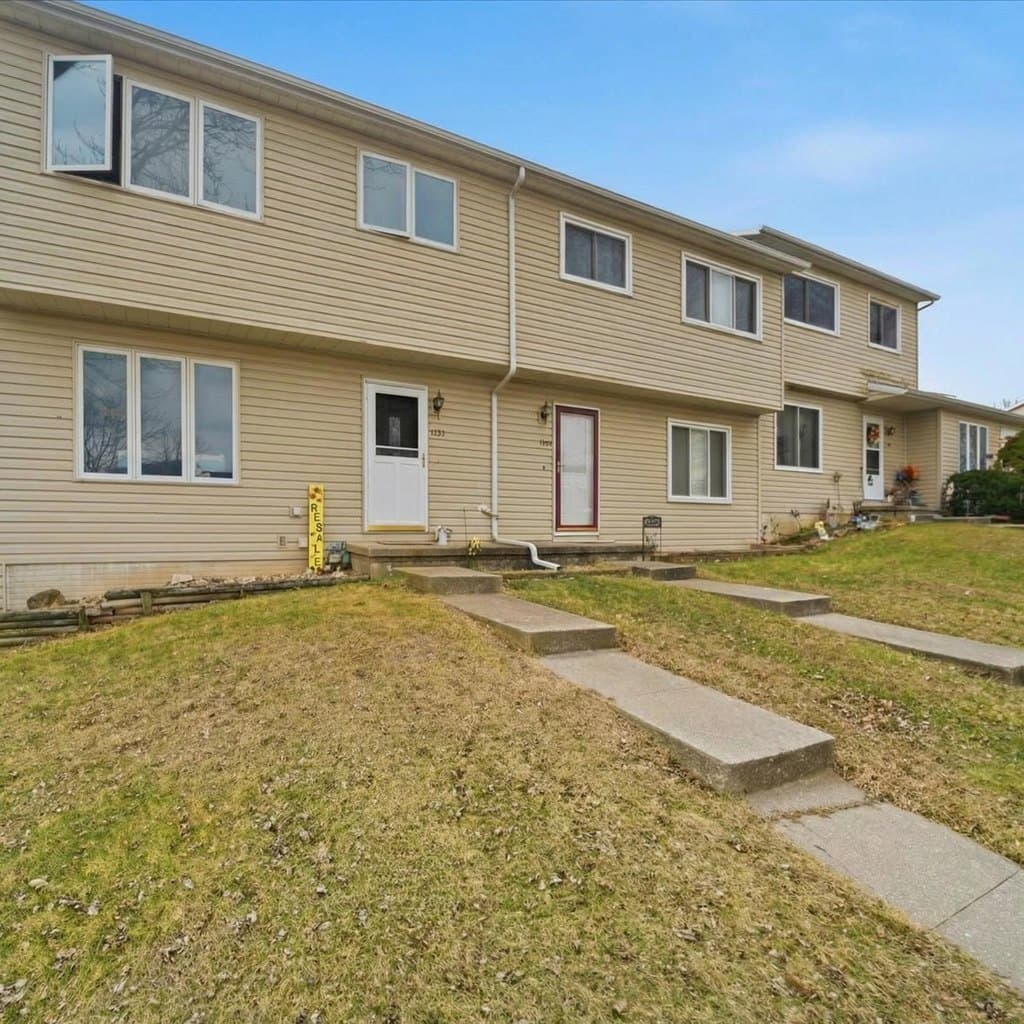 3 bedroom house for sale at 1122 Oleson Rd Waterloo 50702 - $115,900
