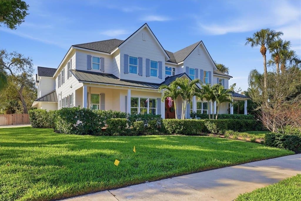 5 bedroom house for sale at 1686 North Dr Sarasota - $4,250,000