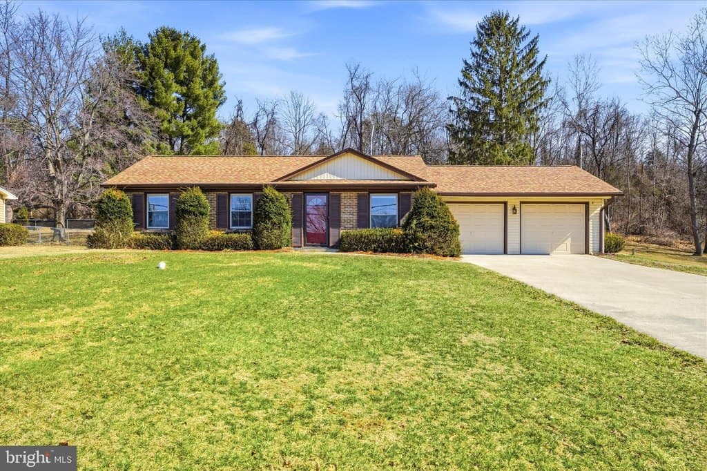 3 bedroom house for sale at 7625 Mountain Laurel Rd Boonsboro - $399,900