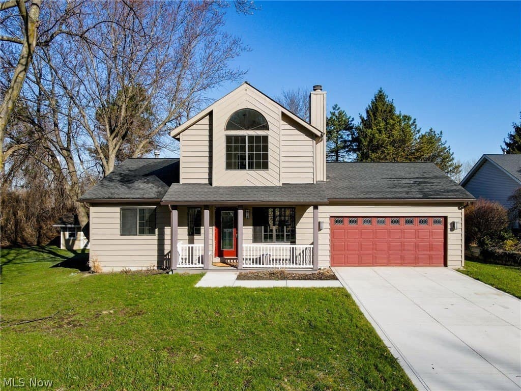 3 bedroom house for sale at 9211 Sugarbush Dr Mentor 44060 - $349,000