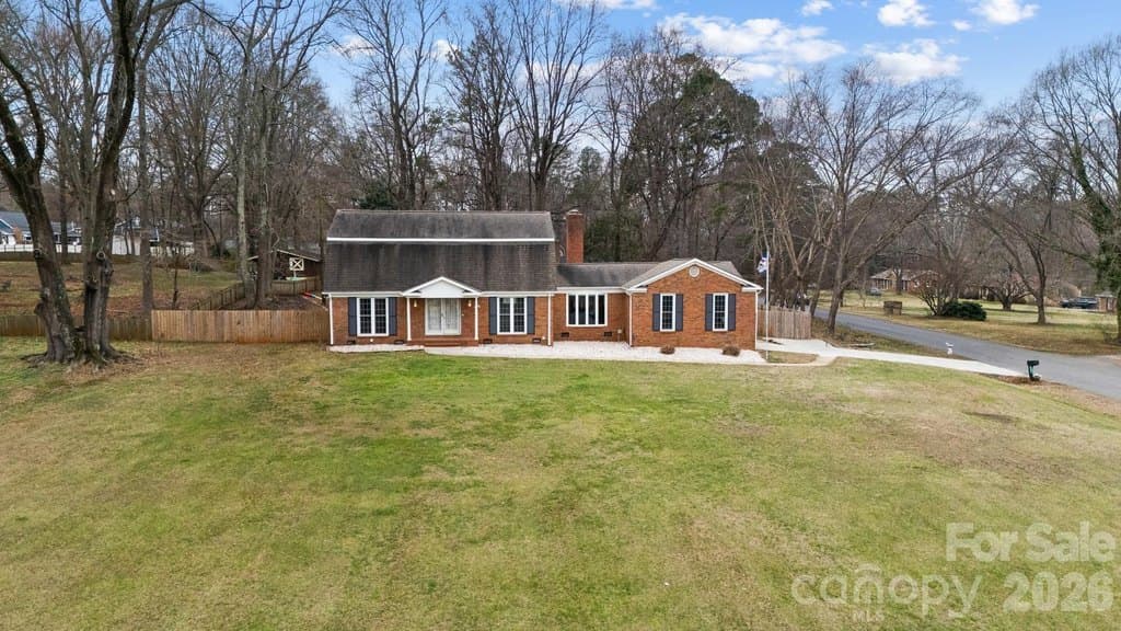 4 bedroom house for sale at 5637 Lebanon Rd Mint Hill 28227 - $570,000
