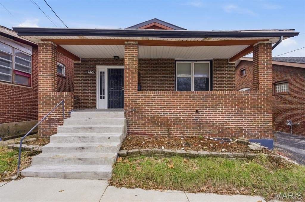 2 bedroom house for sale at 3322 N Hanley Rd Bel-Ridge - $90,000