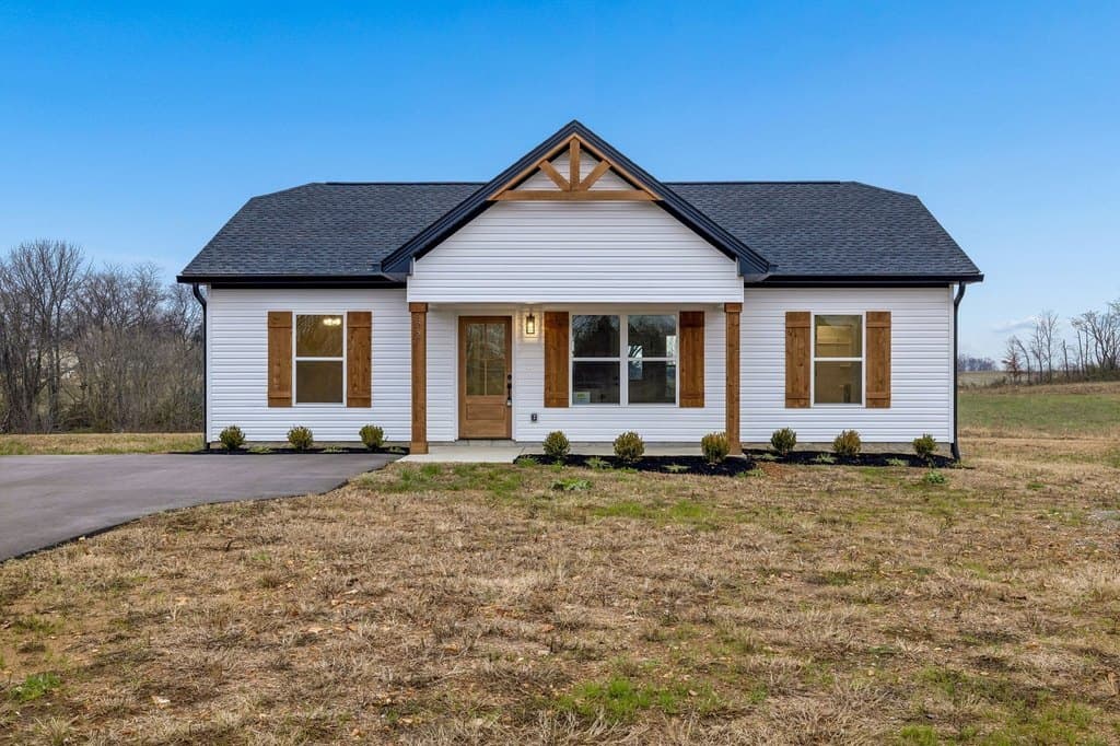 3 bedroom house for sale at 1057 Landing Ln Lot 4 Adams - $289,900