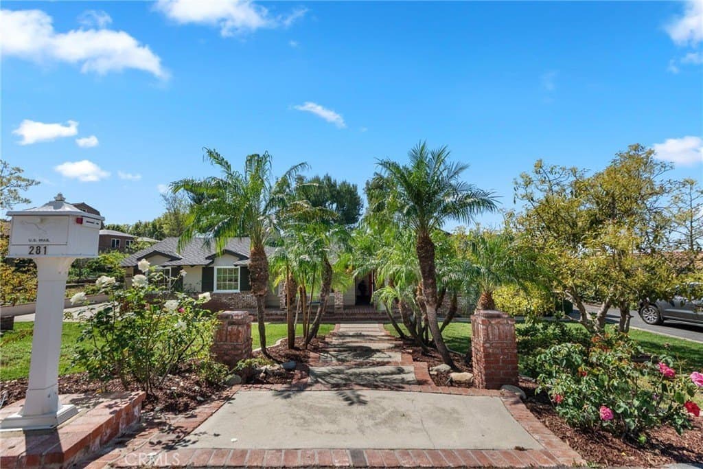 4 bedroom house for sale at 281 S Willdan Rd Anaheim - $1,899,000