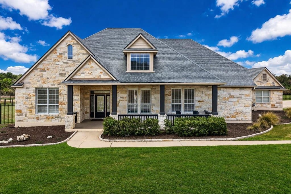 4 bedroom house for sale at 816 Drifting Wind Run Dripping Springs 78620 - $1,599,000