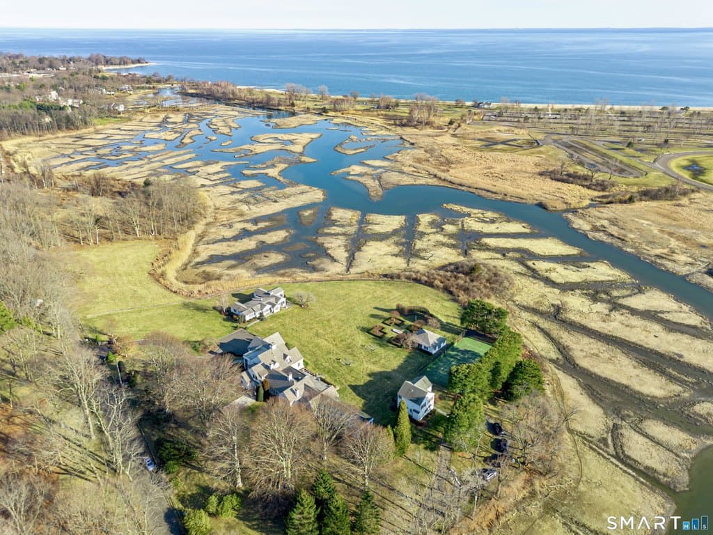 7 bedroom house for sale at 4 Sherwood Island Ln Westport 06880 - $15,000,000