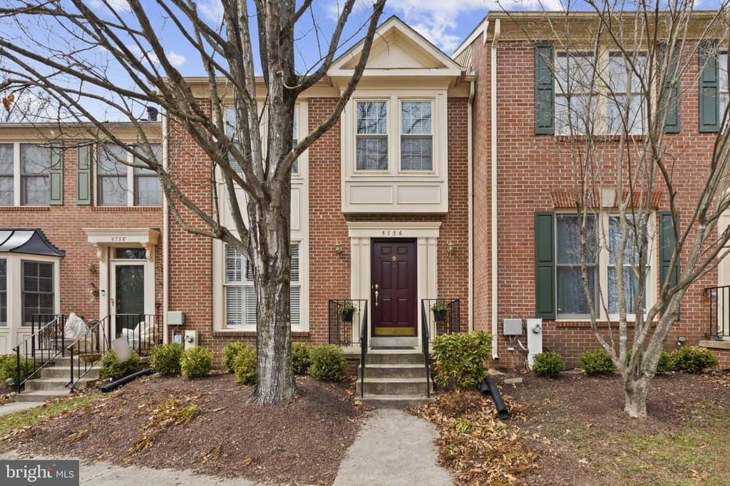 3 bedroom condo for sale at 5736 April Journey Unit 79 Columbia 21044 - $485,000