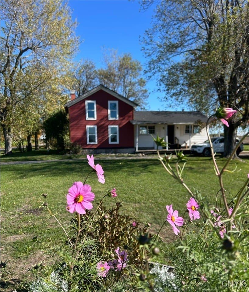 5 bedroom house for sale at 30252 Burnt Rock Rd Cape Vincent - $239,900