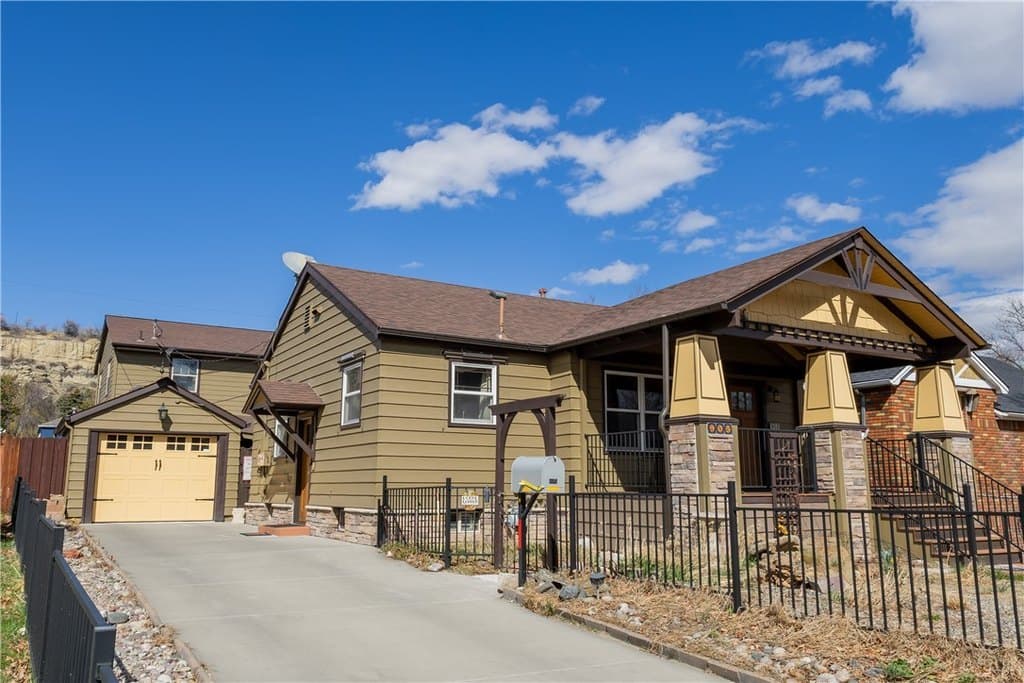 4 bedroom house for sale at 905 Princeton Ave Billings - $485,000