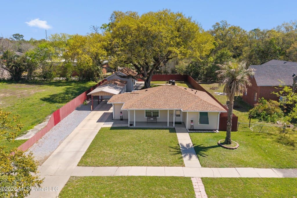 2 bedroom house for sale at 2108 23rd Ave Gulfport 39501 - $275,000