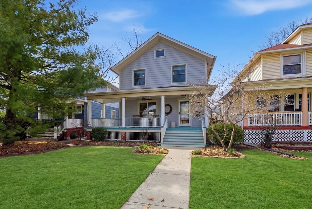 3 bedroom house for sale at 527 Lyman Ave Oak Park 60304 - $500,000