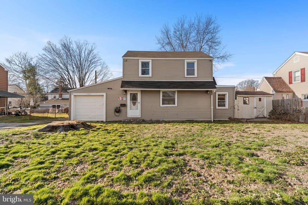 2 bedroom house for sale at 735 Westwood Ln Aldan - $285,000