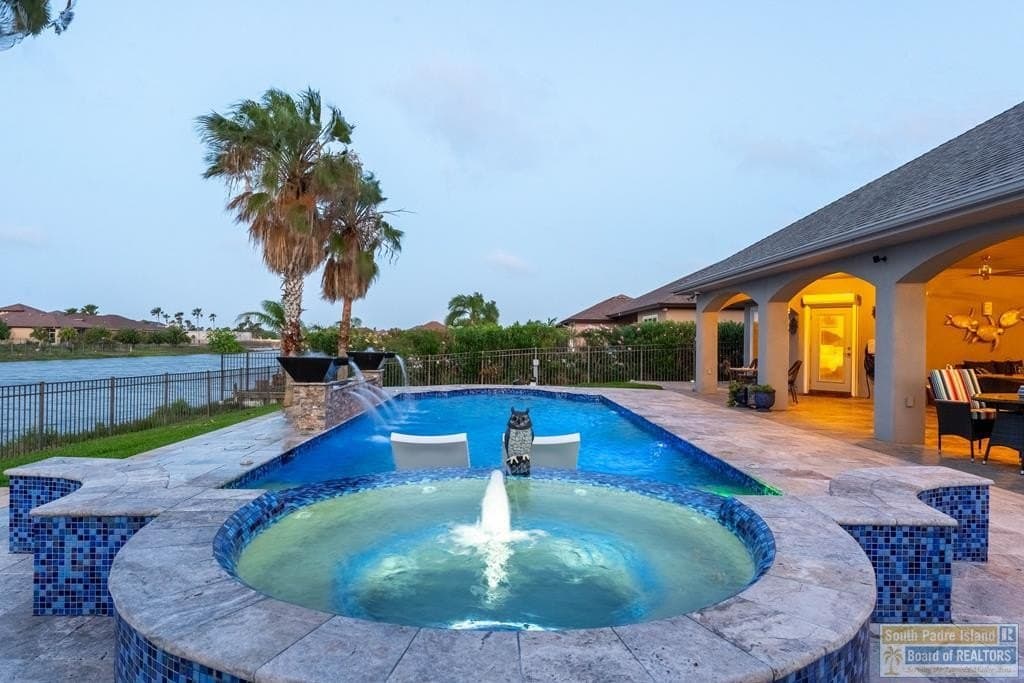3 bedroom house for sale at 7 Sawgrass Ct Laguna Vista 78578 - $719,000
