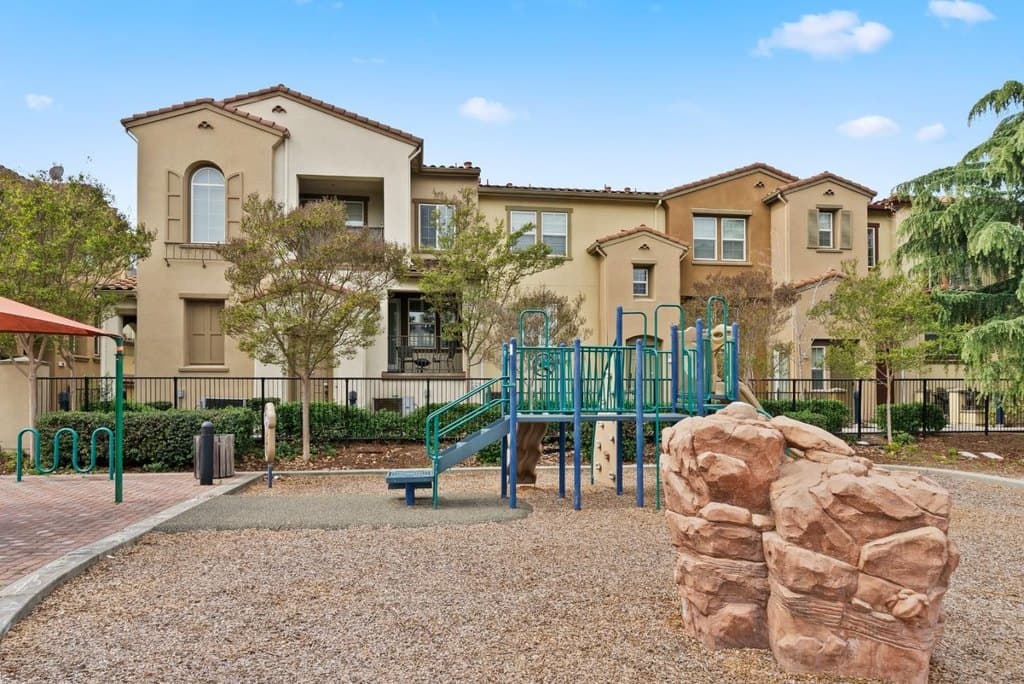 2 bedroom condo for sale at 760 Mente Linda Loop Milpitas 95035 - $897,000