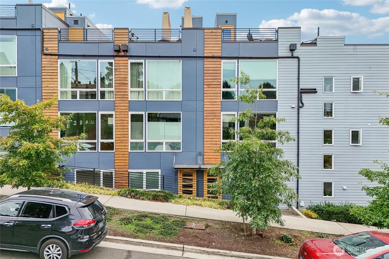 1 bedroom condo for sale at 3709 S Dakota St Tacoma 98118 - $540,000