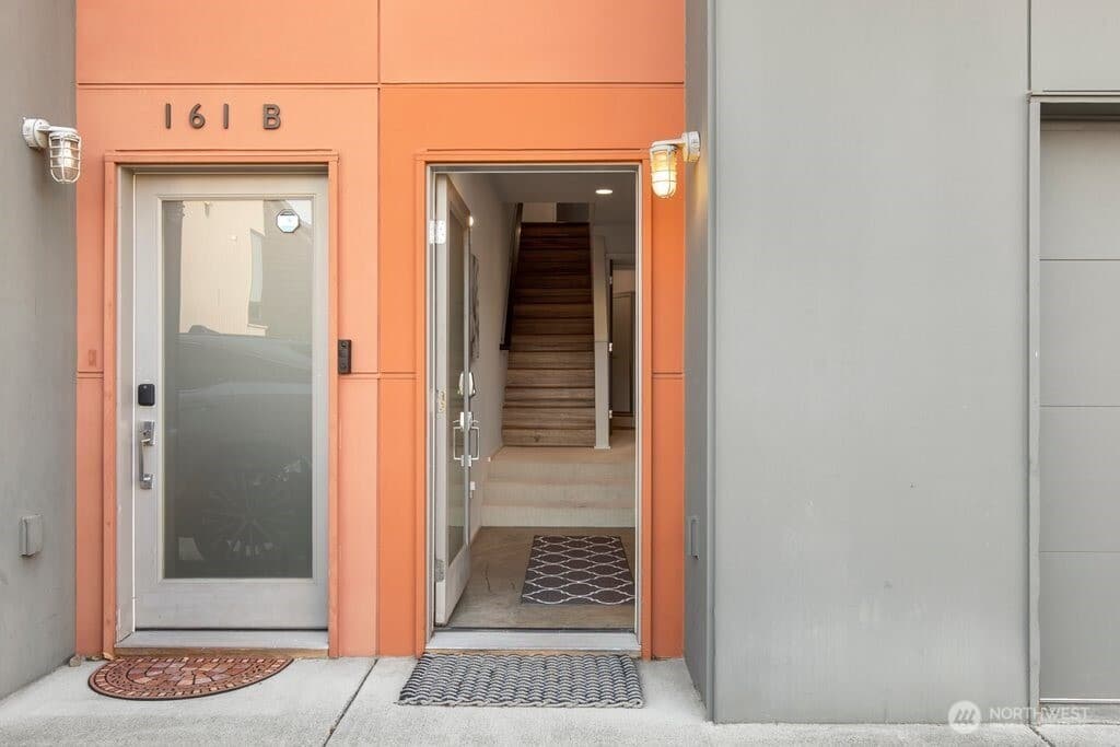3 bedroom condo for sale at 161 23rd Ave Unit A Tacoma 98122 - $800,000