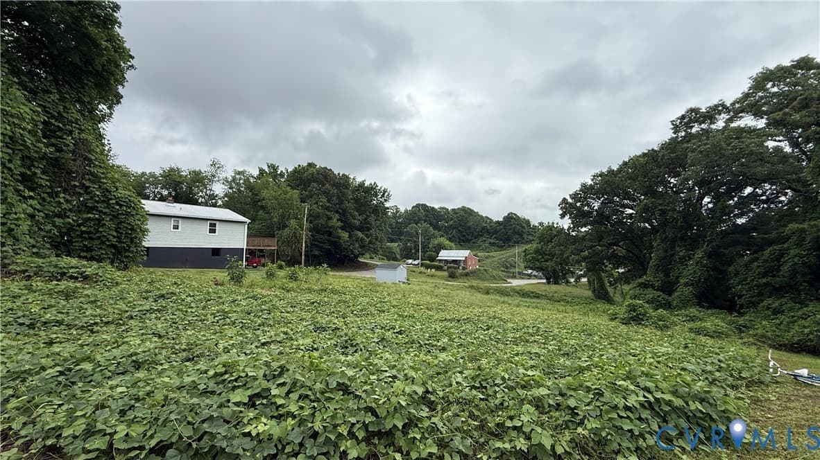multi-family for sale at 305 Sellers St Martinsville 24112 - $4,000