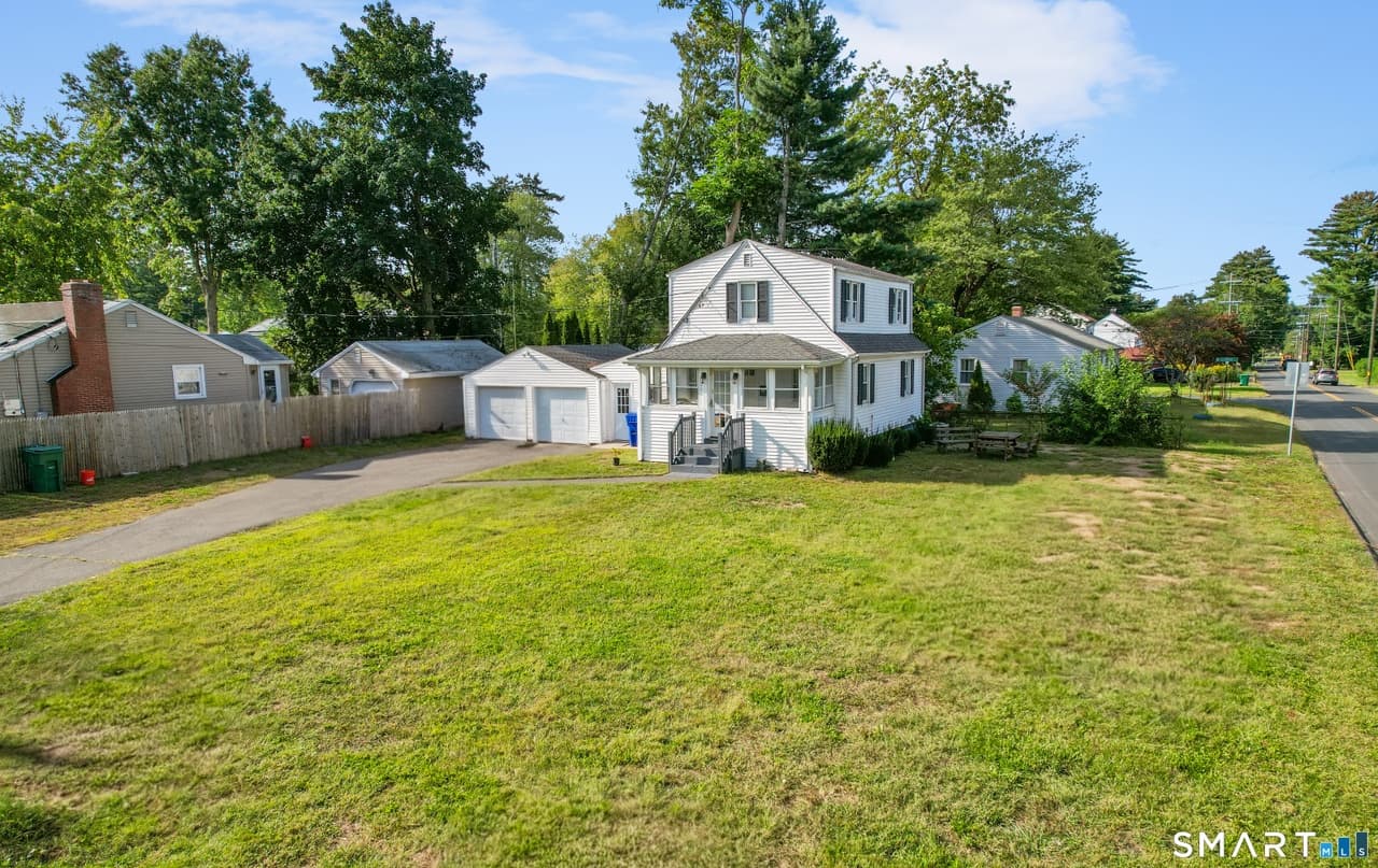 3 bedroom mobile home for sale at 100 Englewood Ave Bridgeport 06002 - $365,000