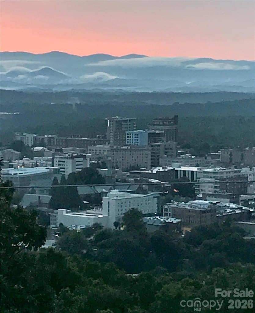 2 bedroom condo for sale at 464 Windswept Dr Asheville - $327,000
