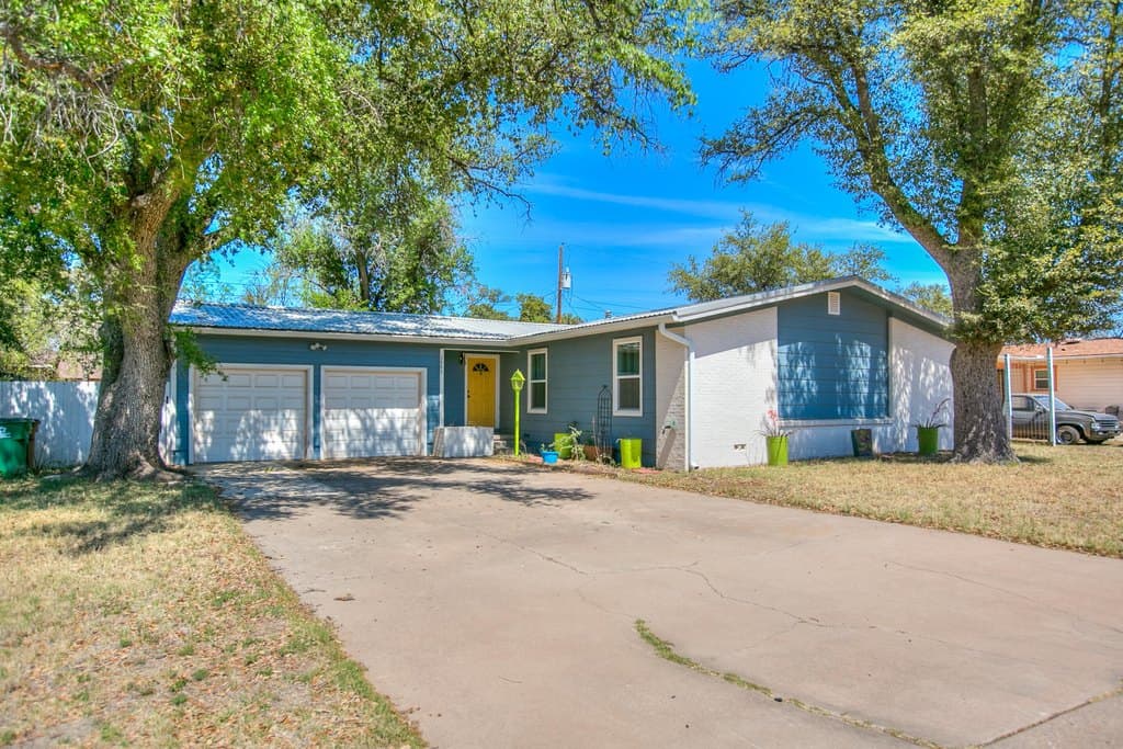 3 bedroom house for sale at 2662 Rice Ave San Angelo 76904 - $260,000