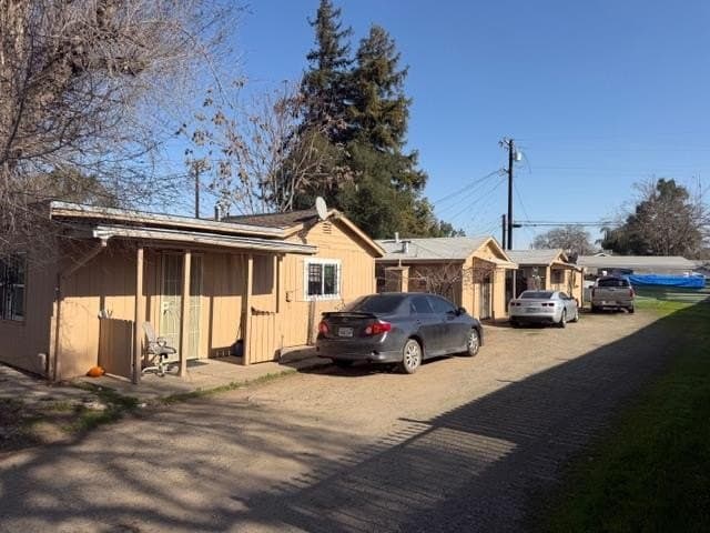 5 bedroom multi-family for sale at 2854 Belle Ave August - $349,999