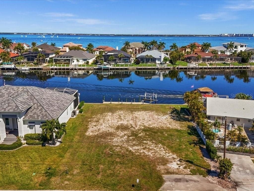 land for sale at 2120 Gulfview Rd Punta Gorda 33950 - $685,000