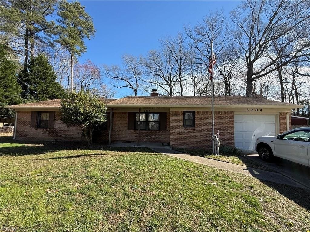 3 bedroom house for sale at 3204 Club House Rd Virginia Beach - $300,000