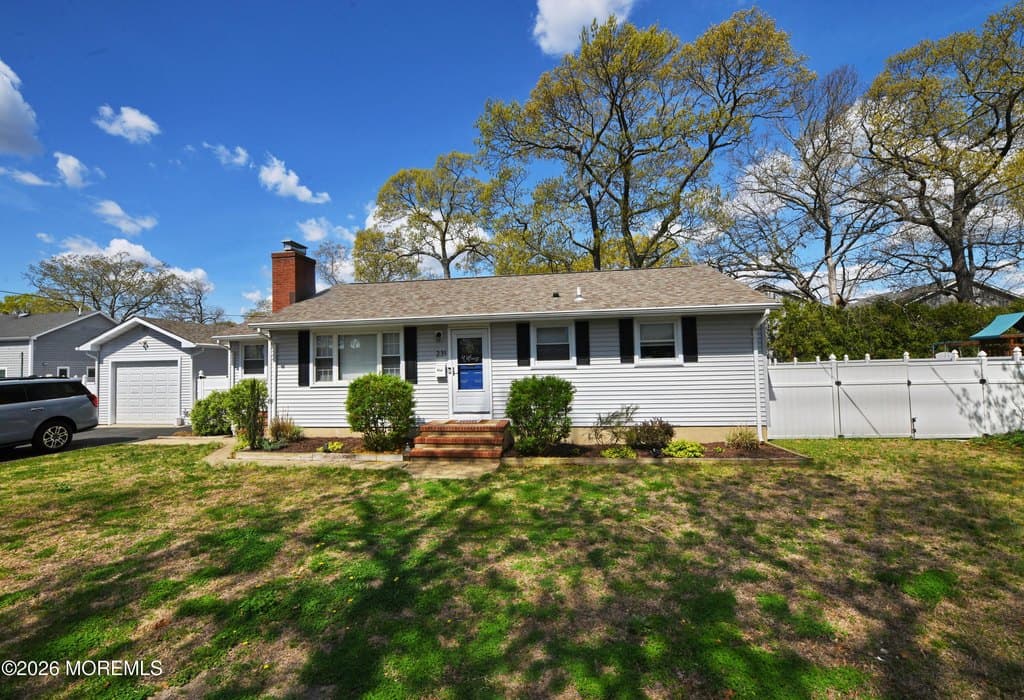 3 bedroom house for sale at 231 Paulison Ave Point Pleasant 08742 - $699,000