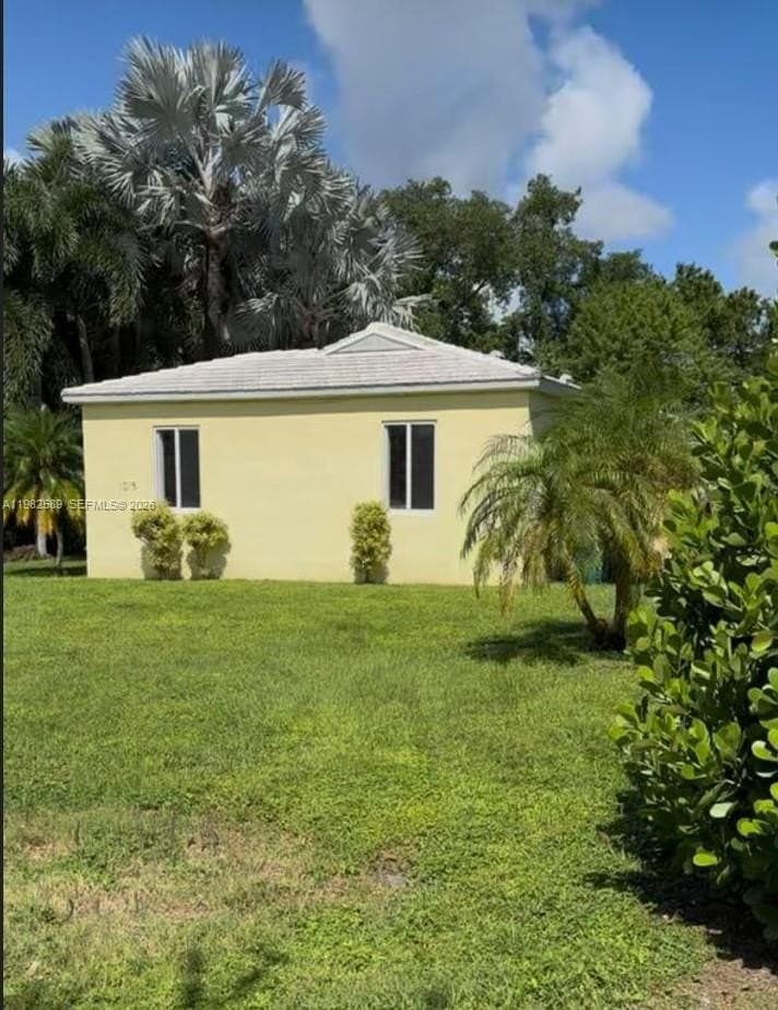 4 bedroom multi-family for sale at 1015 NE 112th St Biscayne Park - $950,000