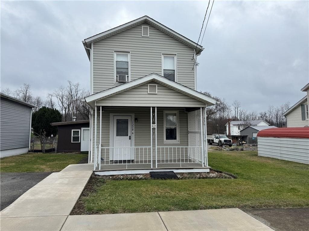 2 bedroom house for sale at 1224 W High St Bradenville - $139,900