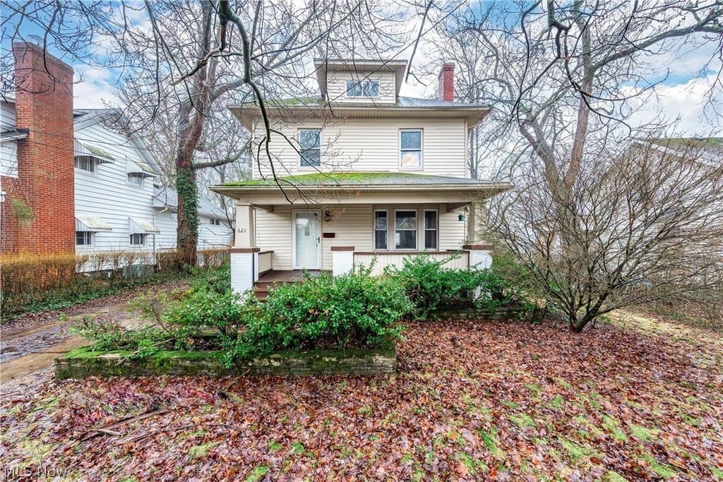 4 bedroom house for sale at 622 Sackett Ave Cuyahoga Falls 44221 - $289,900